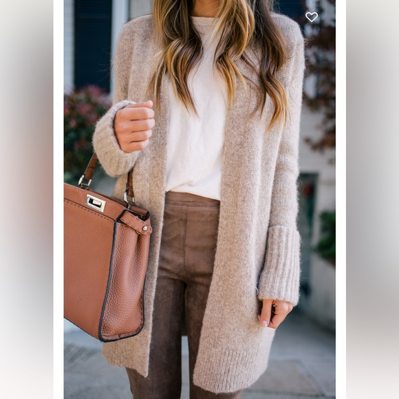 🌸 NWT SPANX Luxurious Faux Suede Leggings Tan Camel size Small {Sold Out} - Picture 7 of 15